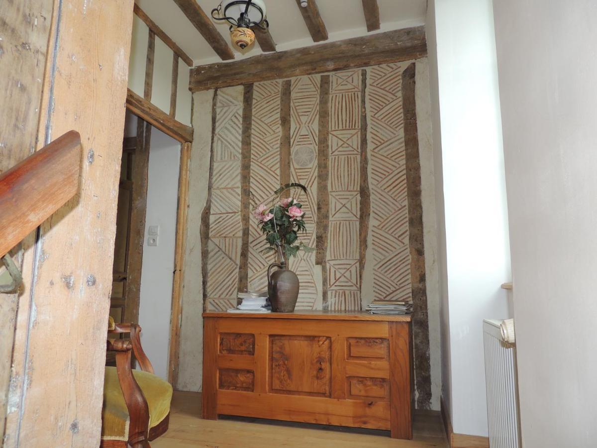 La Ferme Du Bourg Bed & Breakfast Eraines Екстериор снимка
